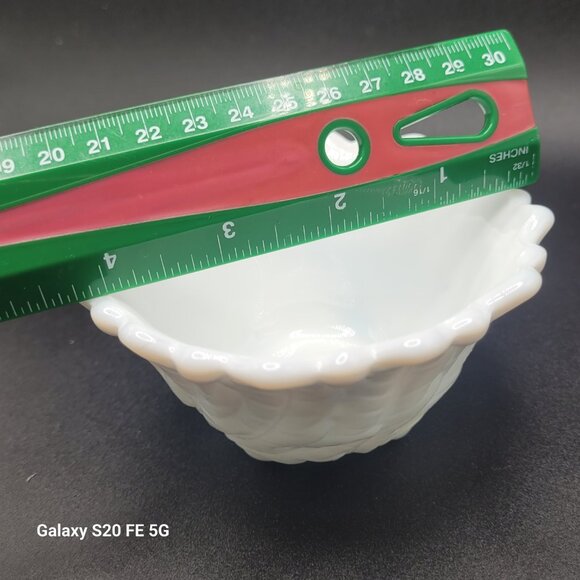 Vintage 1970’s Wild Rose White Milk Glass Candle Holder - Picture 9 of 10